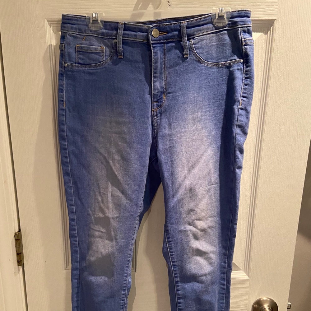 Mossimo Jeans